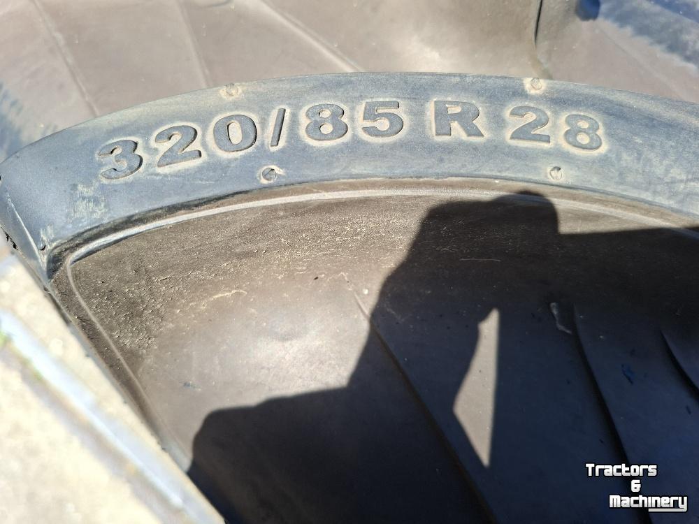 Wielen, Banden, Velgen & Afstandsringen  320/85R28