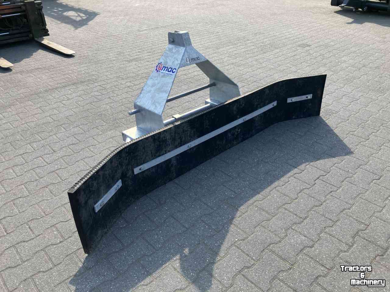 Sneeuwruim werktuigen Qmac rubberschuif 270cm breed