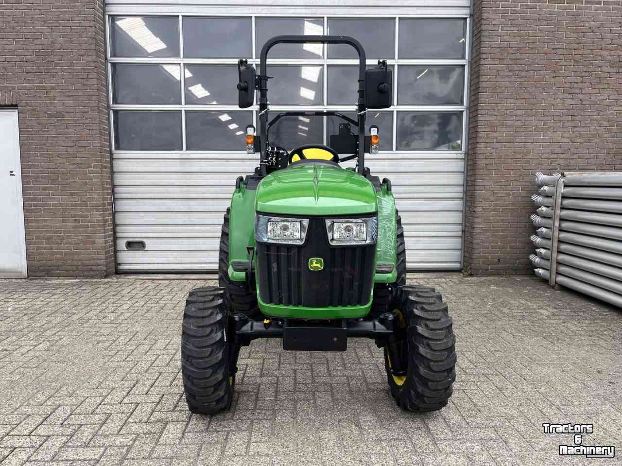 Compact tractor John Deere 3038E Compact Tractor