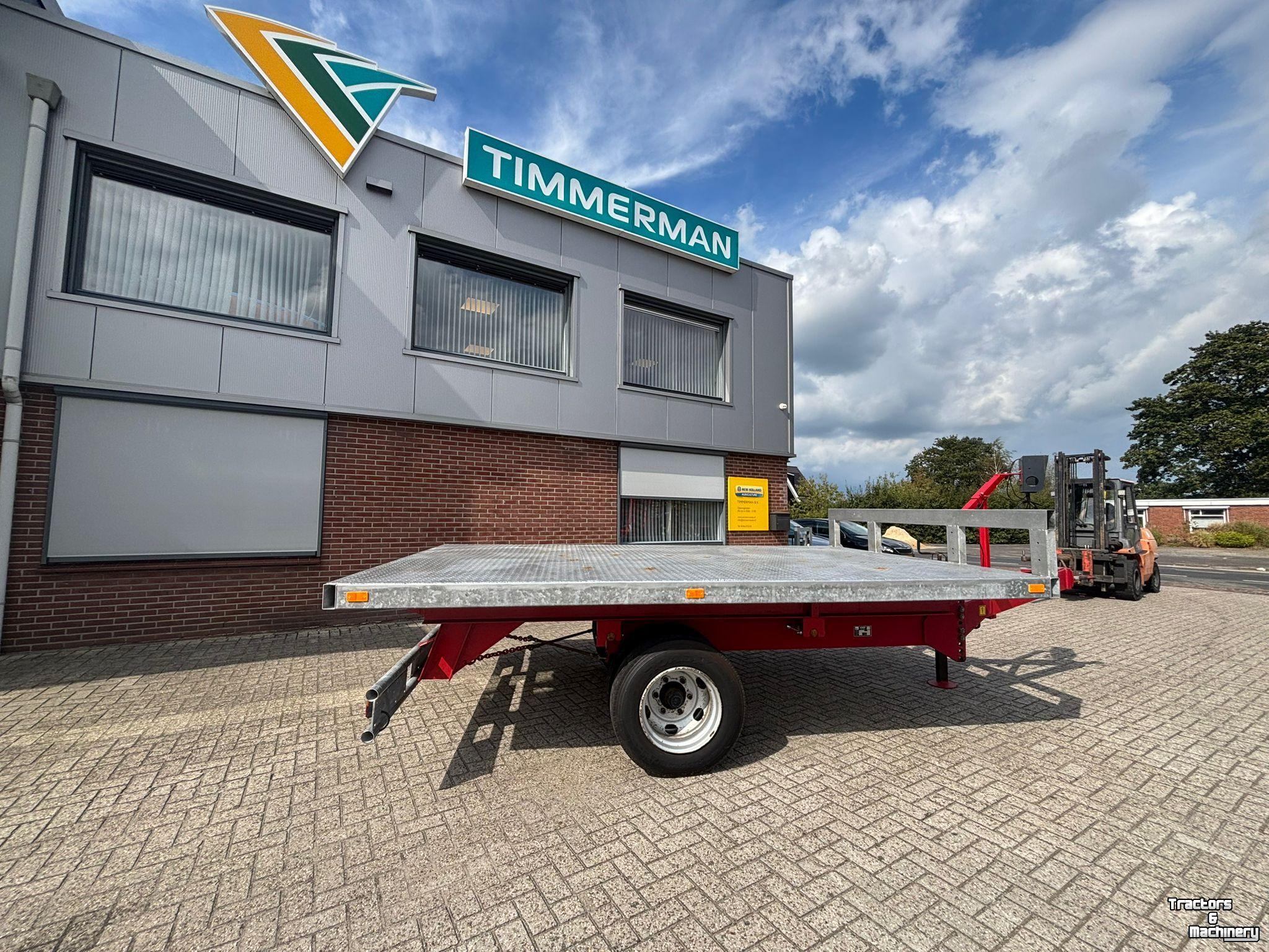 Kipper / Kiepwagen / Landbouwkipper  Plattewagen met weeginrichting