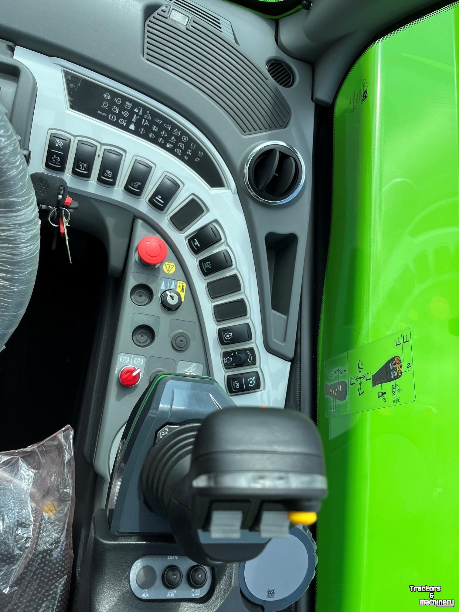 Verreiker Merlo TF42.7 136