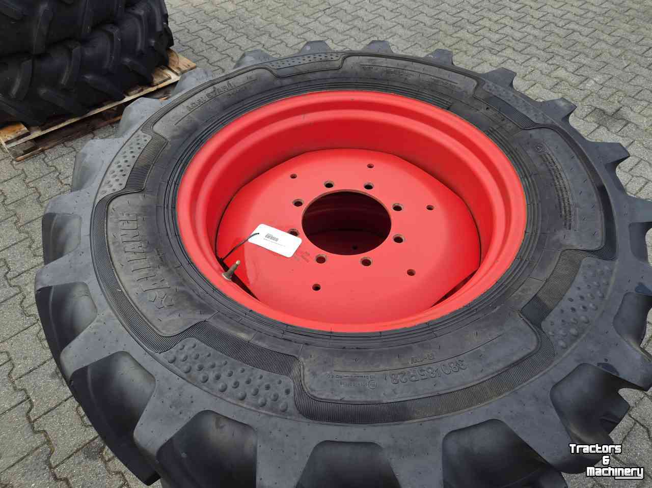 Wielen, Banden, Velgen & Afstandsringen Alliance 2 stuks Alliance 380/85R28 met velg, Fendt 310,311,312