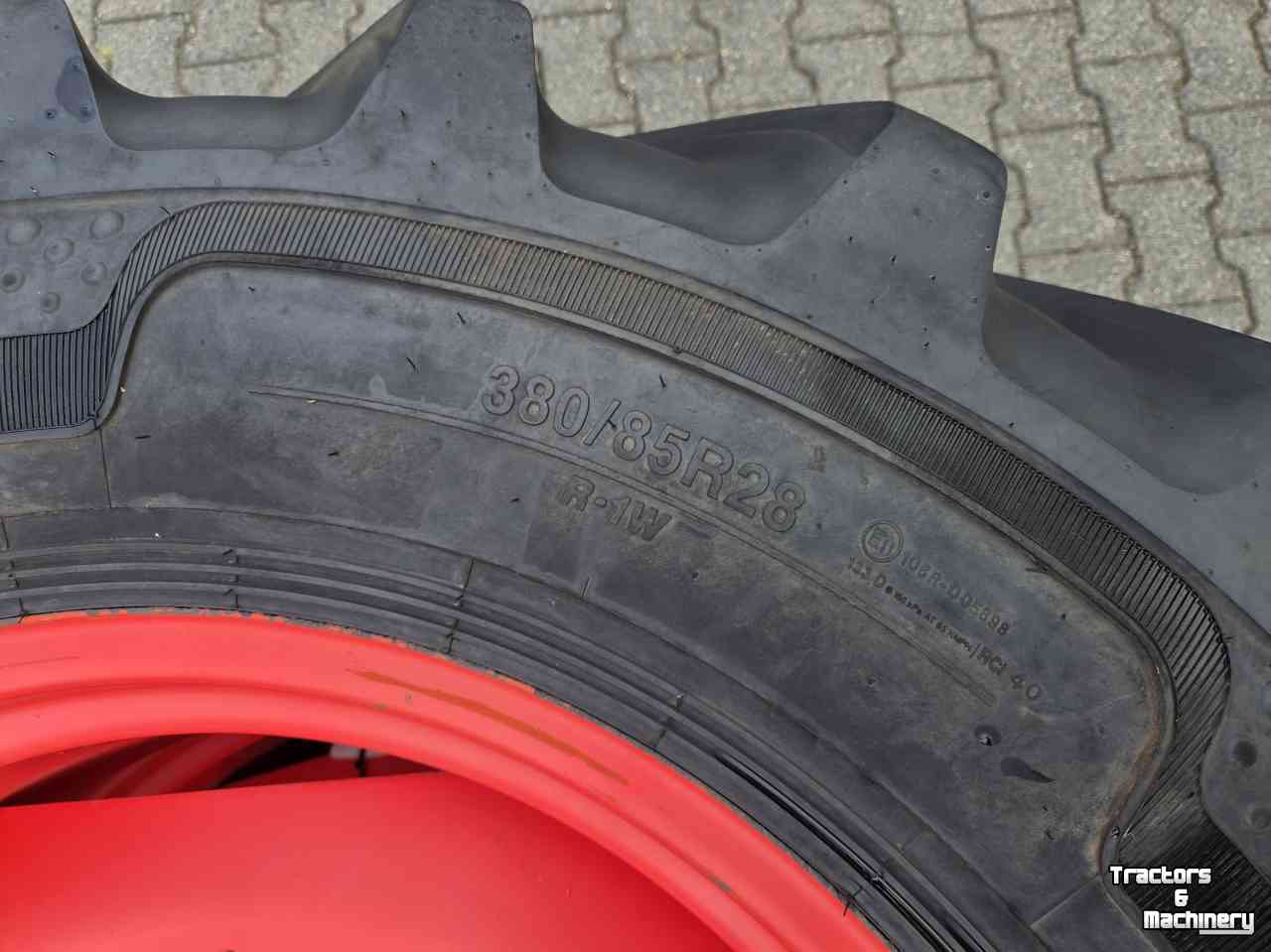 Wielen, Banden, Velgen & Afstandsringen Alliance 2 stuks Alliance 380/85R28 met velg, Fendt 310,311,312