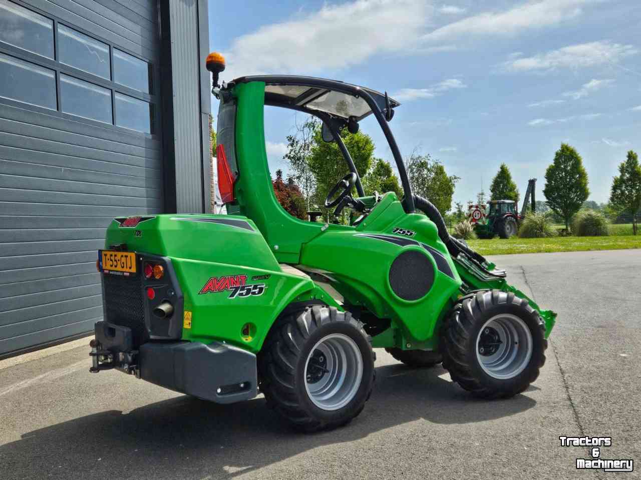 Shovel / Wiellader / Kniklader Avant 755i TDL+ Mini-shovel