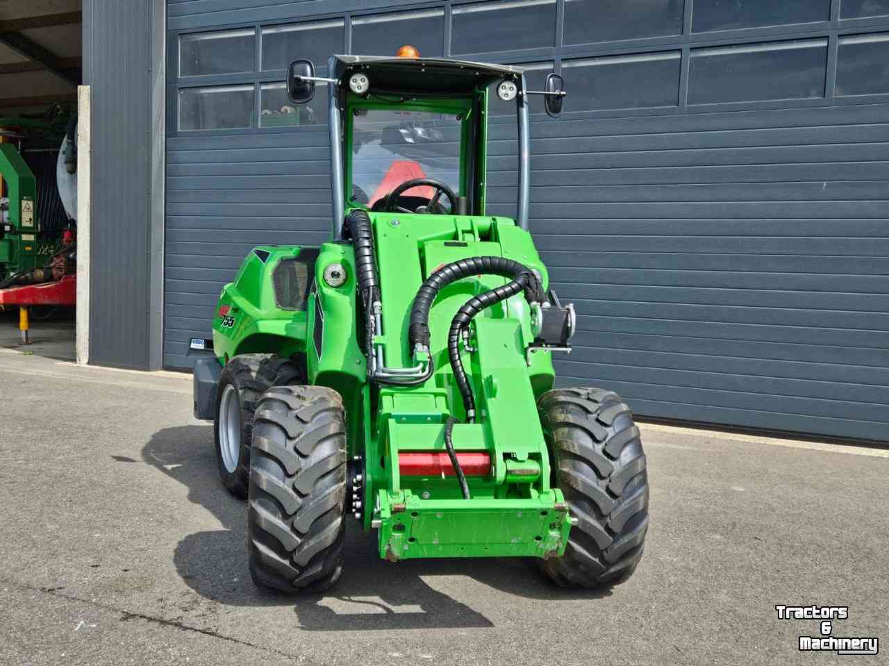 Shovel / Wiellader / Kniklader Avant 755i TDL+ Mini-shovel