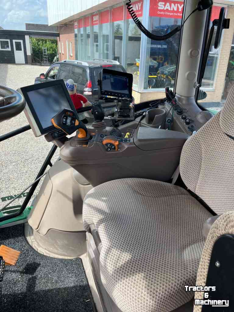 Tractor / Trekker John Deere 6215R - Ultimate-edition