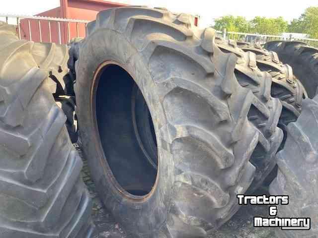Wielen, Banden, Velgen & Afstandsringen Firestone Firestone 620/70R42 Banden