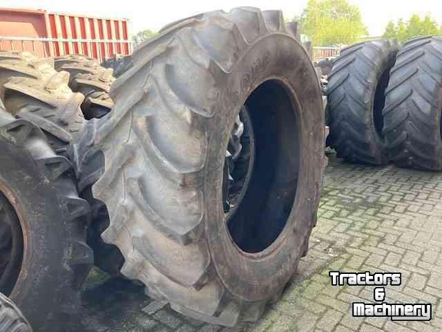 Wielen, Banden, Velgen & Afstandsringen Firestone Firestone 620/70R42 Banden