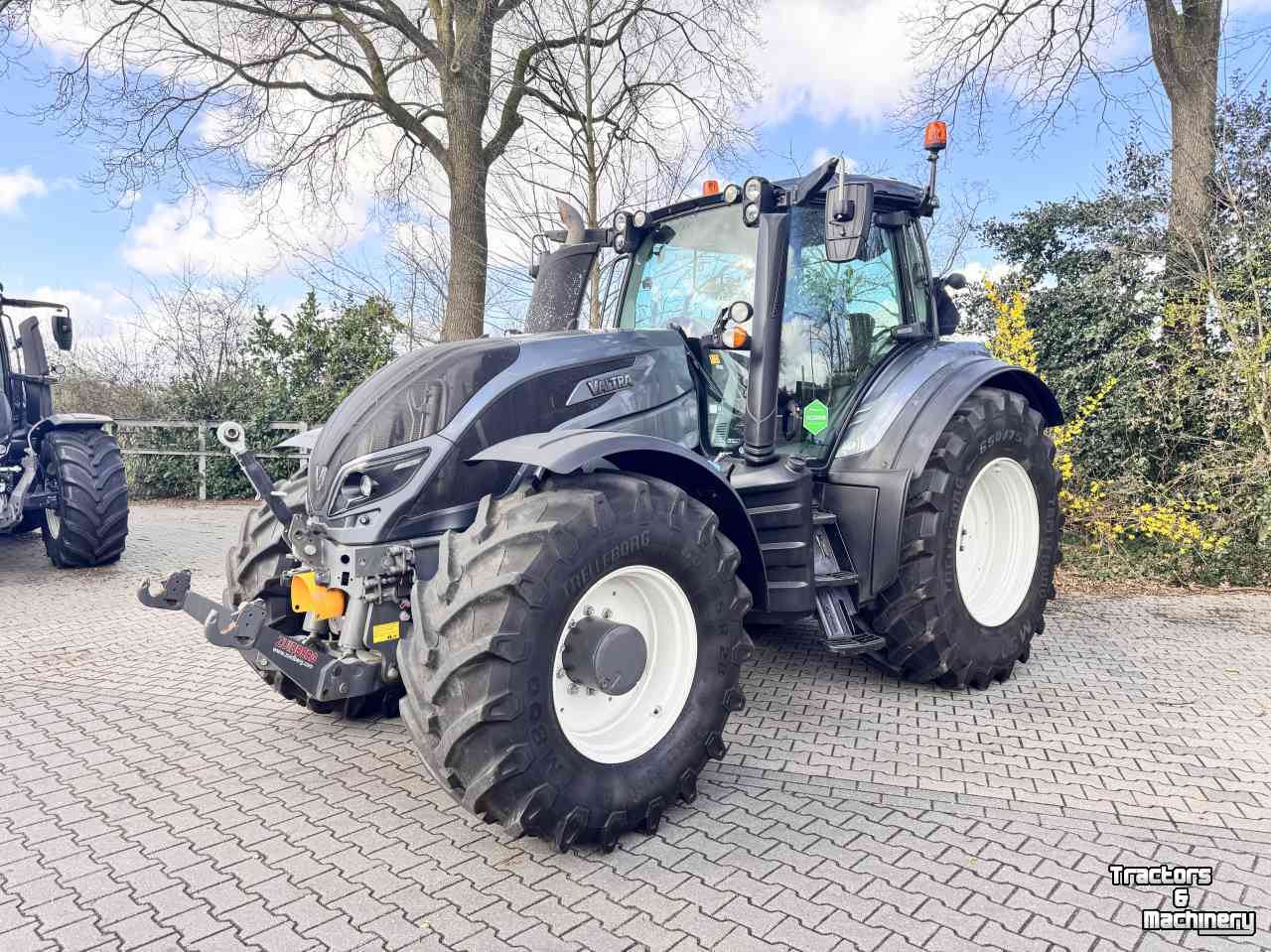 Tractor / Trekker Valtra T174 Direct