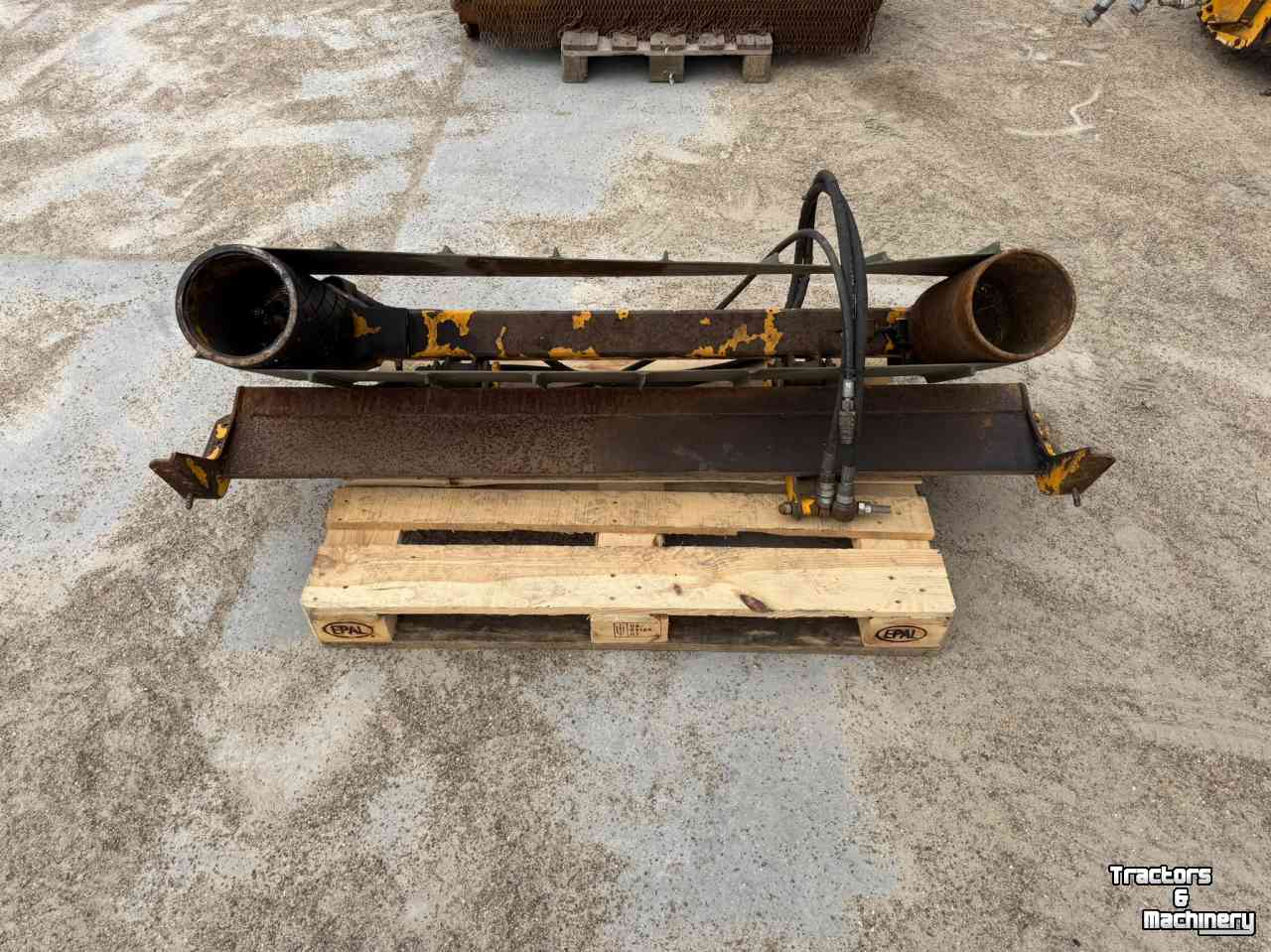 Klepelmaaier Herder Transportband 150 afvoerband