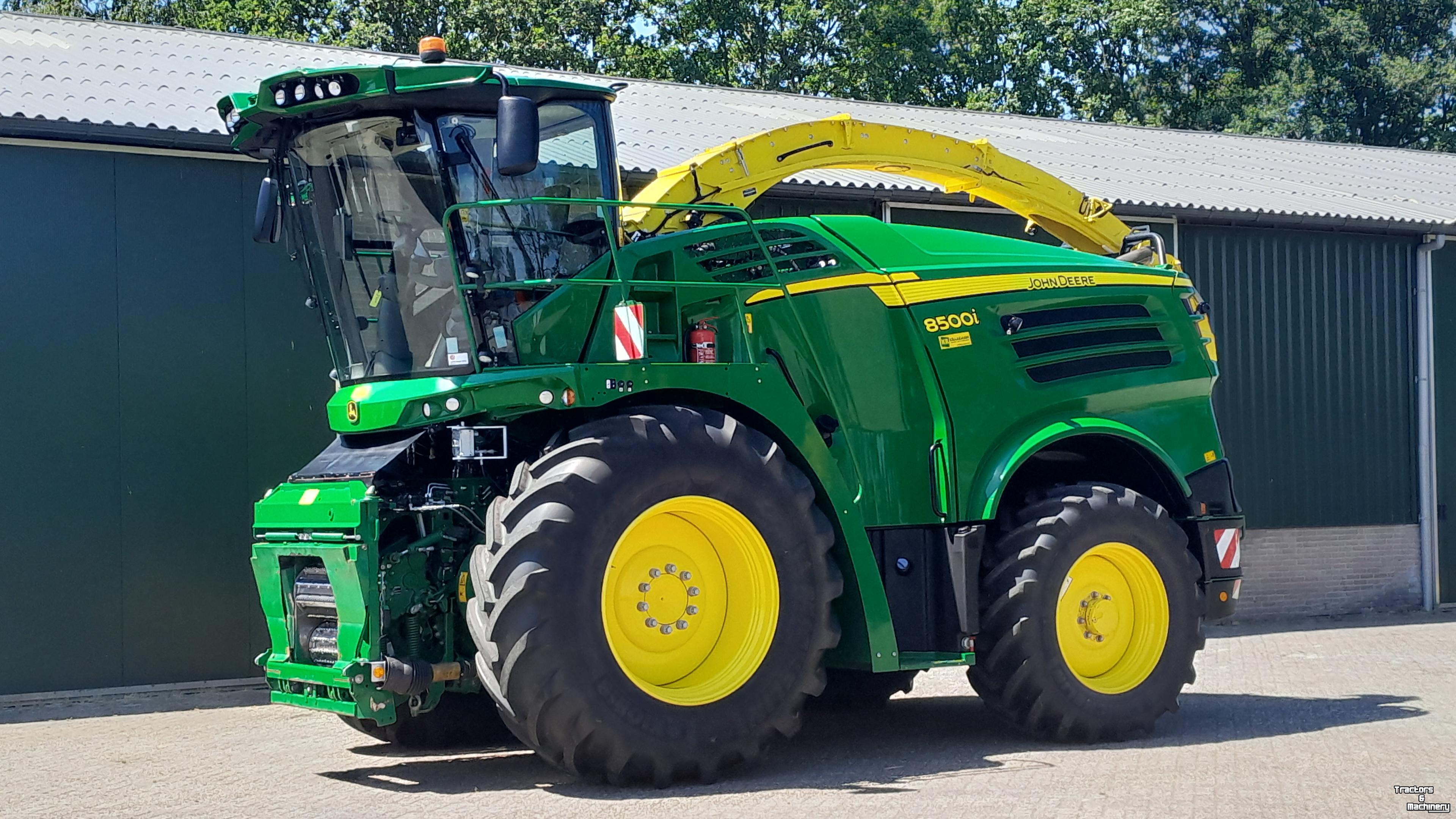 Veldhakselaar John Deere 8500
