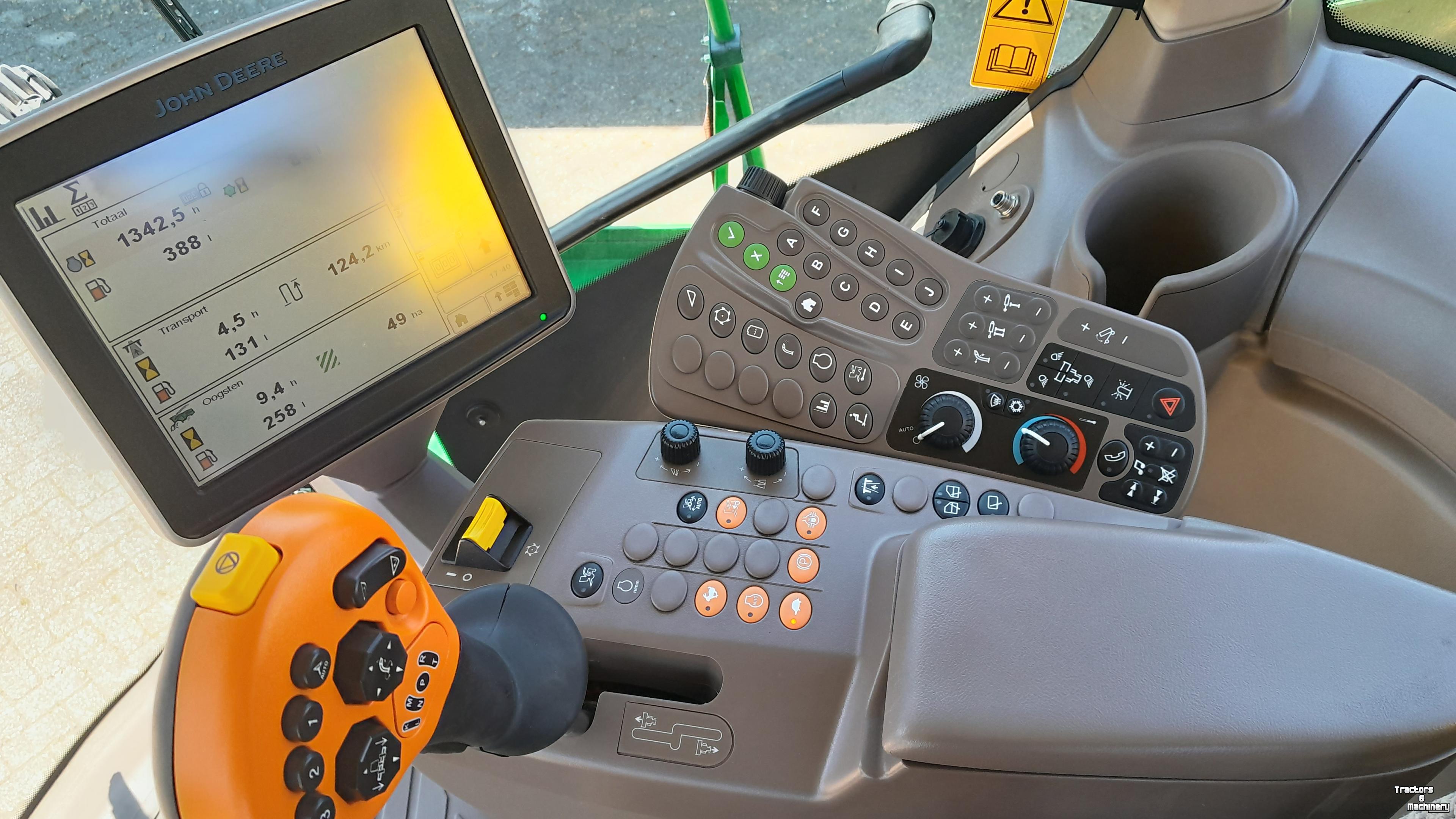 Veldhakselaar John Deere 8500