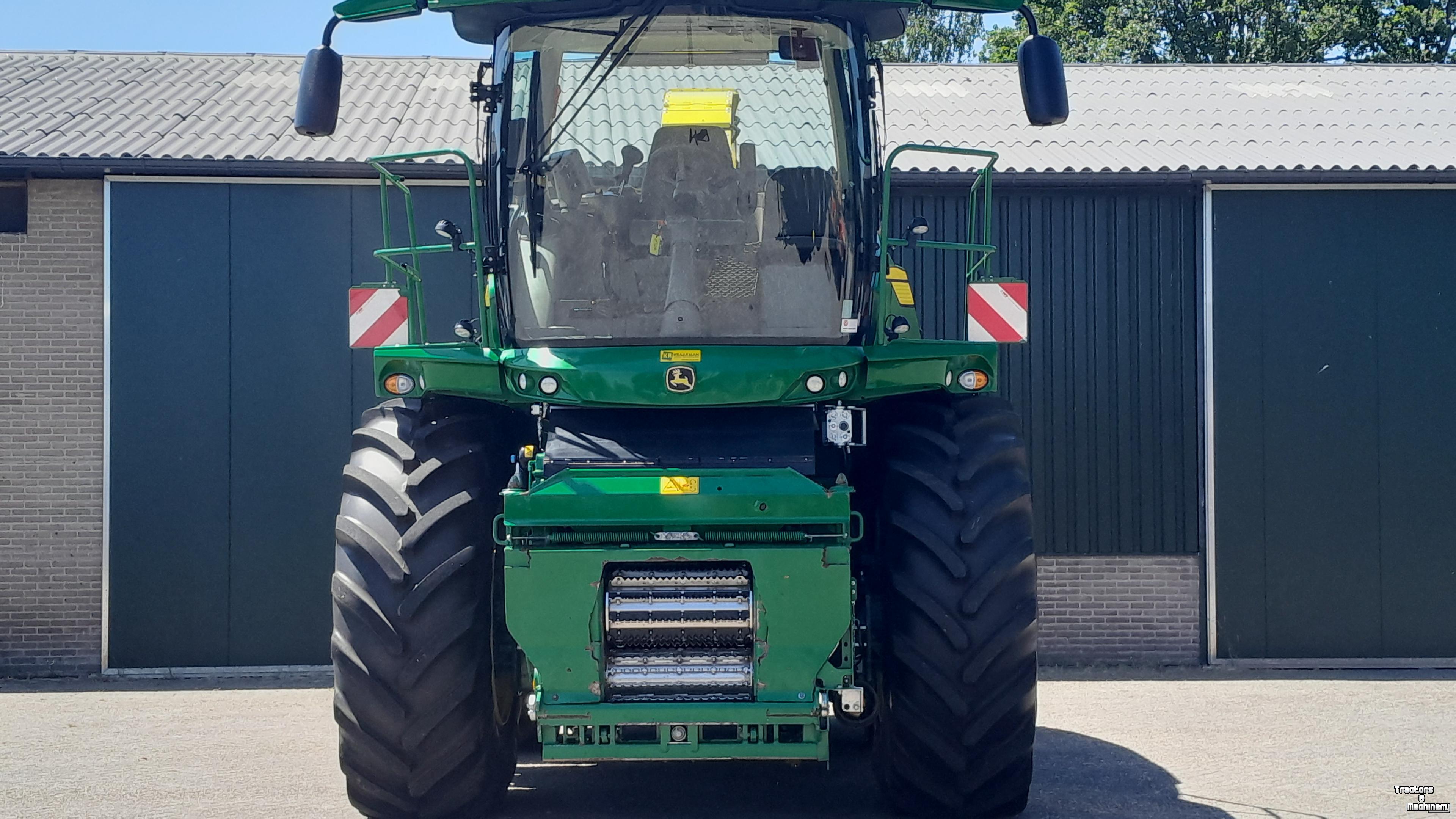 Veldhakselaar John Deere 8500