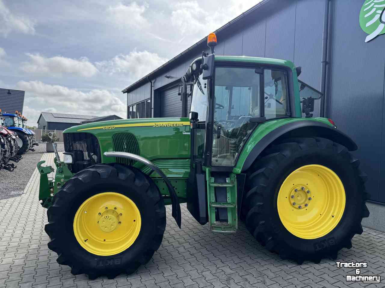 Tractor / Trekker John Deere 6820 PQ premium