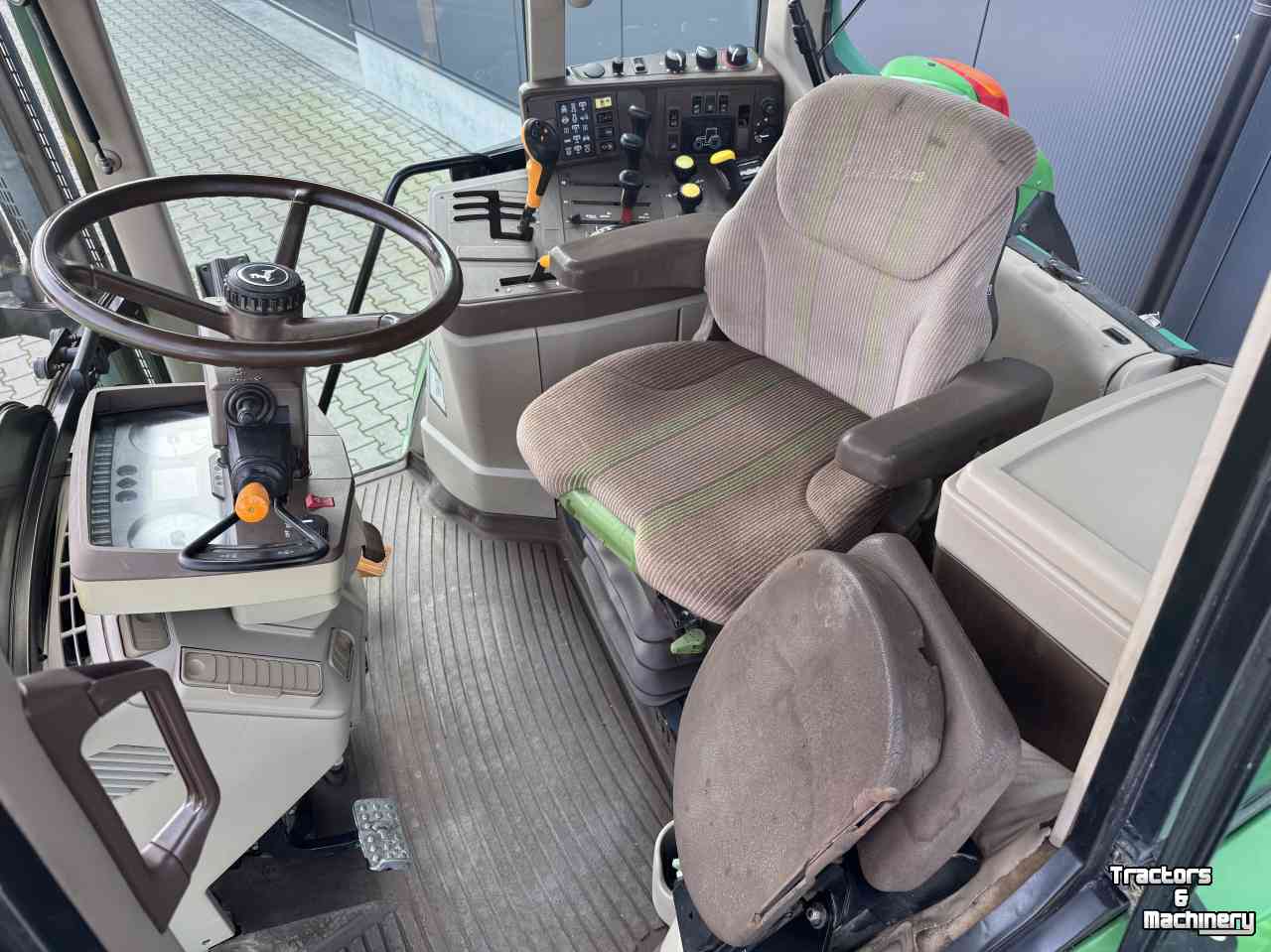 Tractor / Trekker John Deere 6820 PQ premium