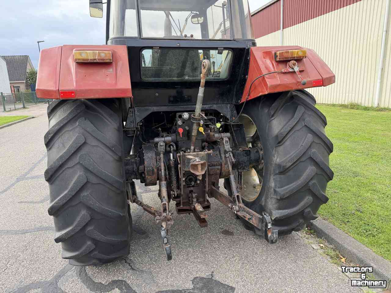 Tractor / Trekker Case-IH 1255XL 40km/u
