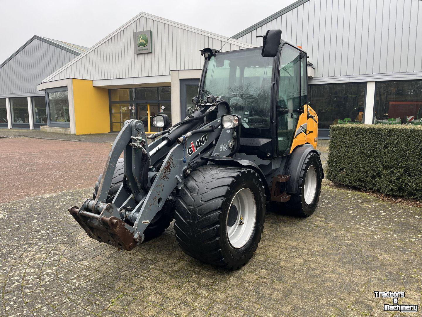 Shovel / Wiellader / Kniklader Giant G5000