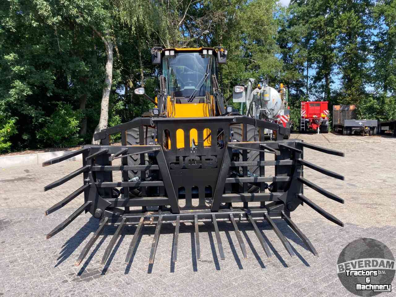 Shovel / Wiellader / Kniklader JCB 427 STAGE V AGRI