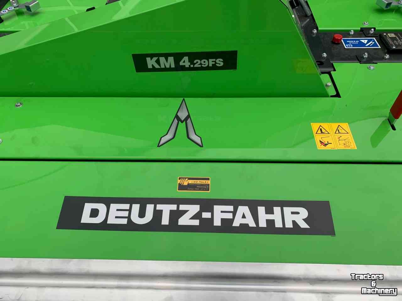 Maaier Deutz-Fahr KM 4.29F    (Kuhn PZ 300)