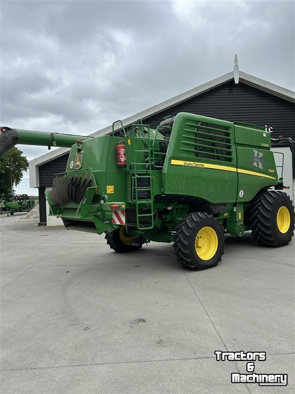 Maaidorser / Combine John Deere T660