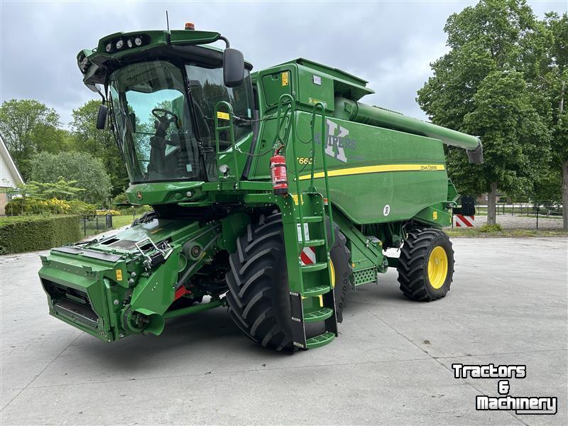 Maaidorser / Combine John Deere T660