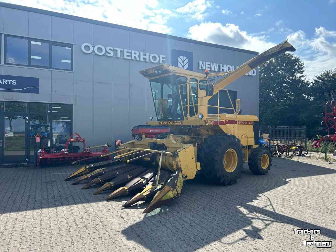 Veldhakselaar New Holland 1900