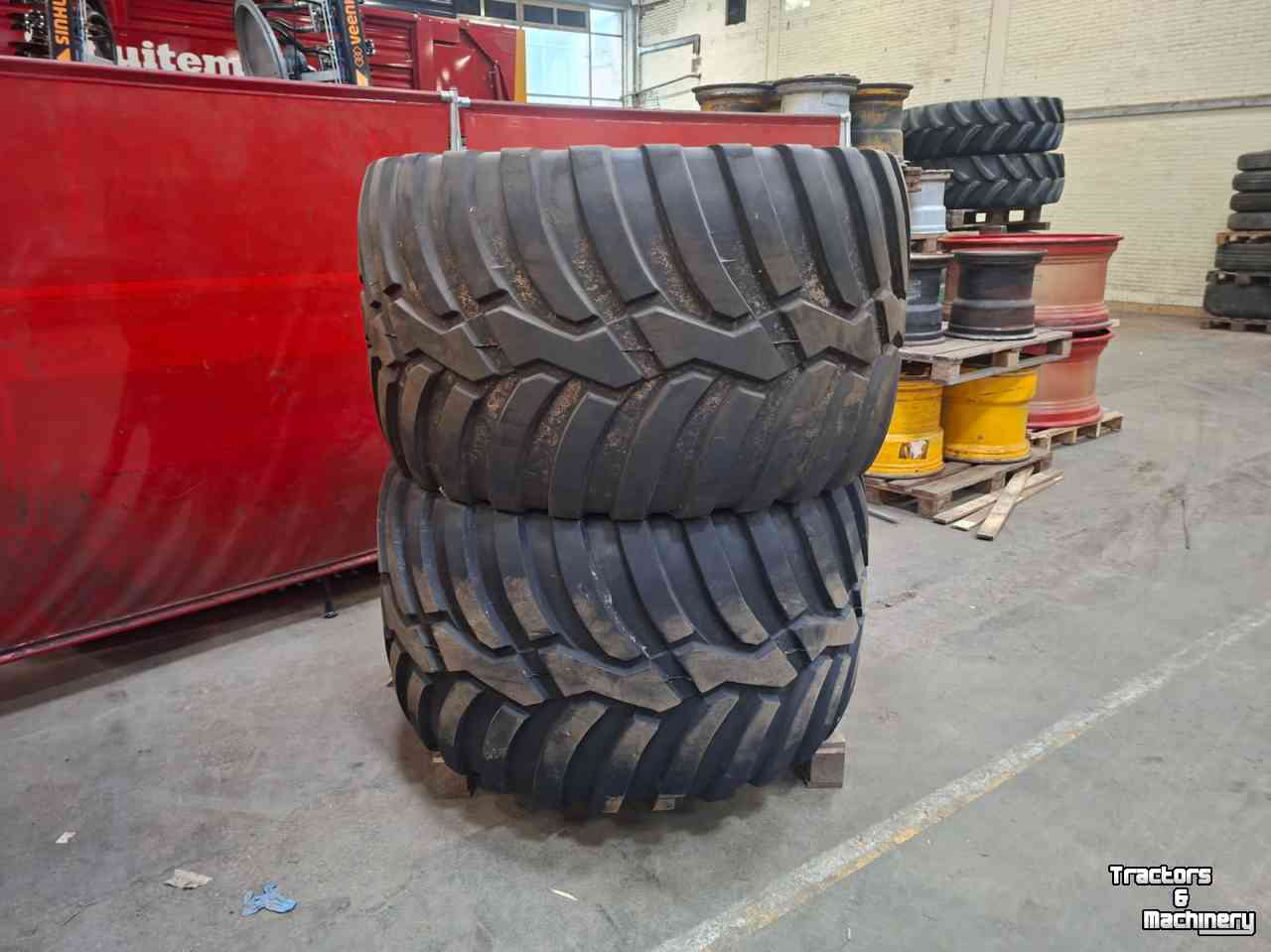 Wielen, Banden, Velgen & Afstandsringen Vredestein 750/45R26.5 FlotationTRAC