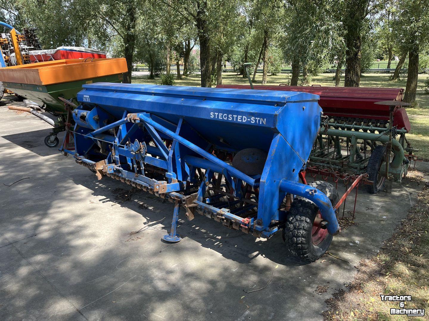 Groenten- / Precisie-zaaimachine Stegsted 3M 30R