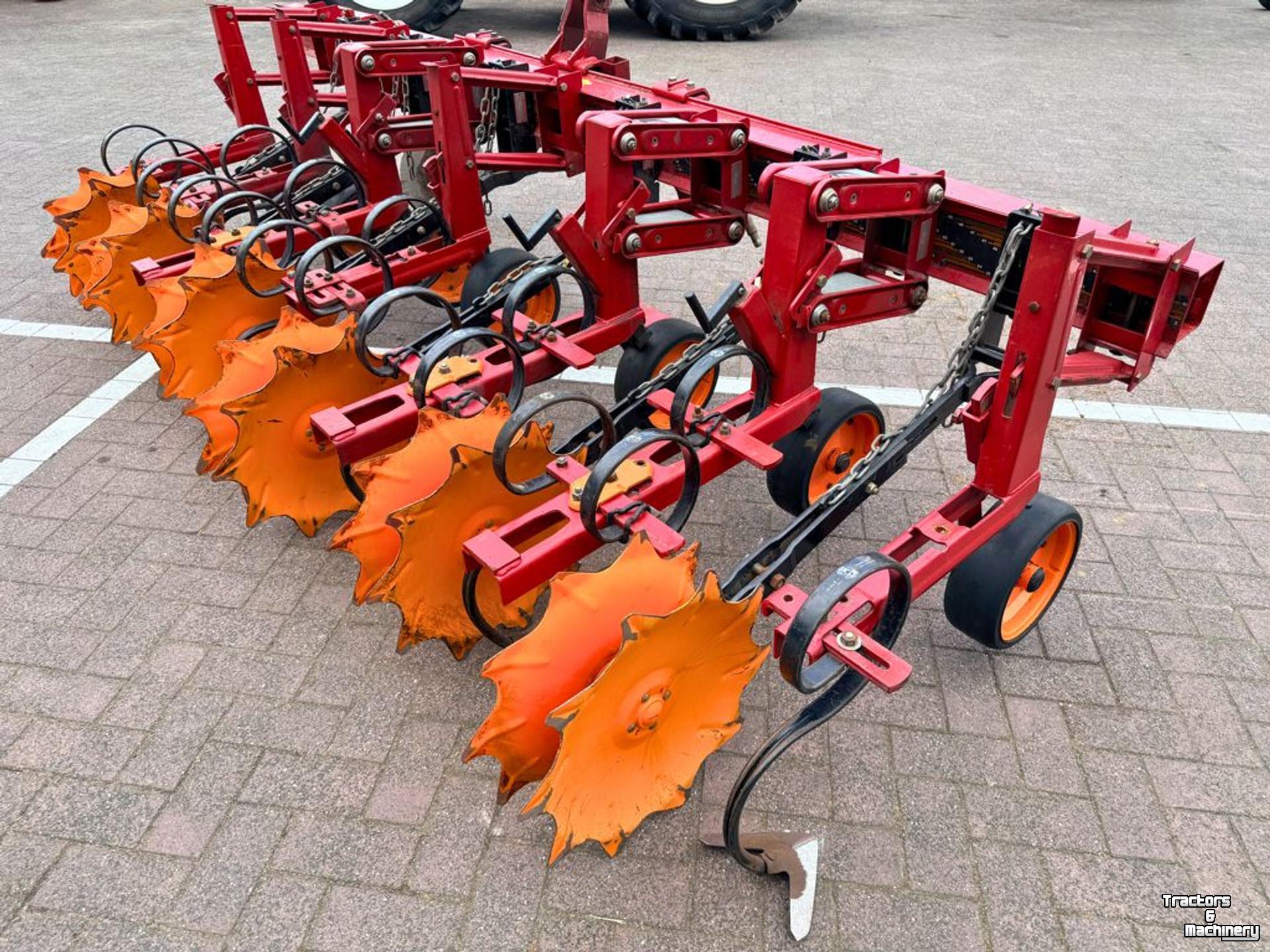 Schoffelmachine / Schoffelbalk Kongskilde Vibrocorn Schoffelmachine