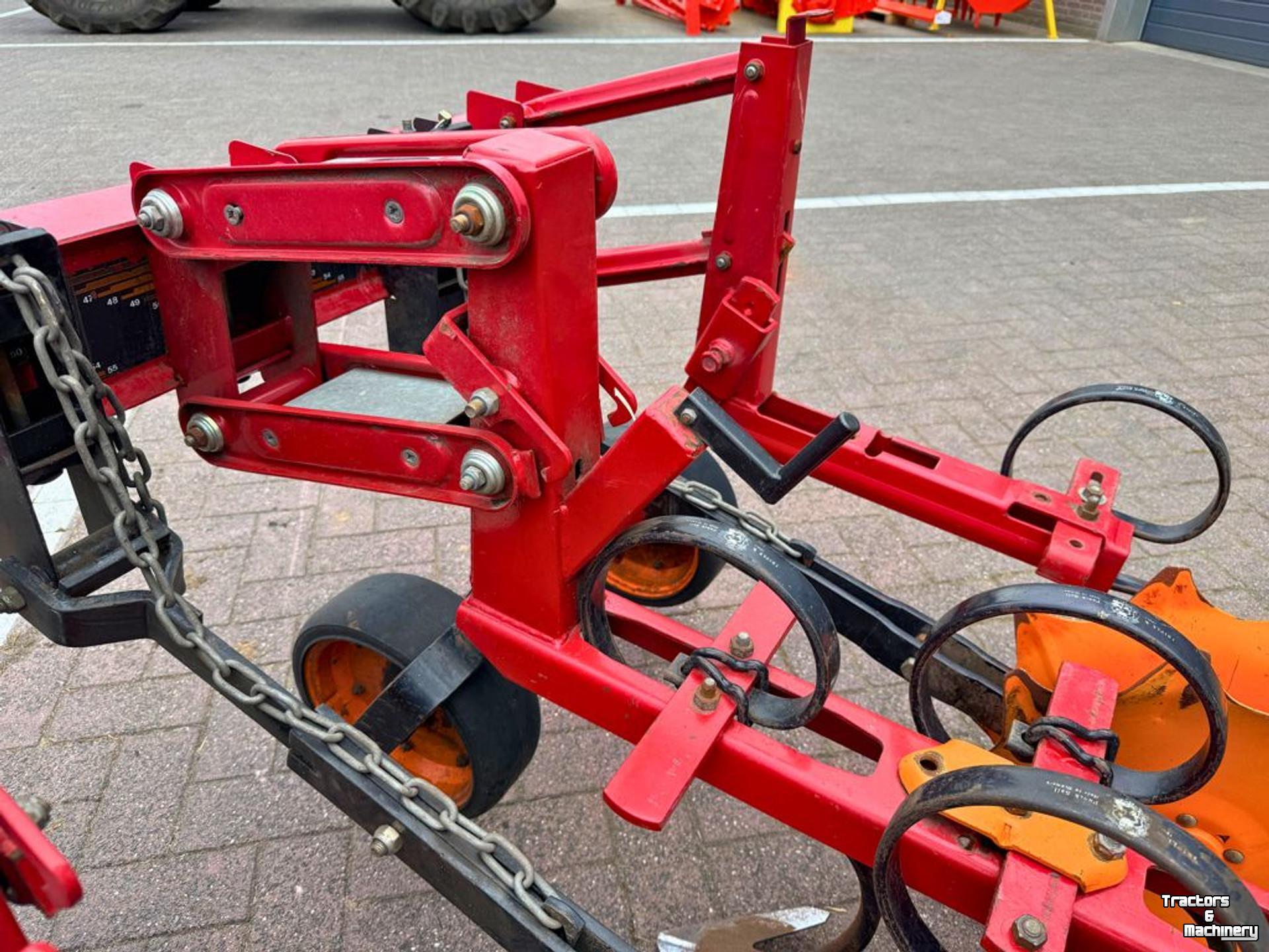 Schoffelmachine / Schoffelbalk Kongskilde Vibrocorn Schoffelmachine
