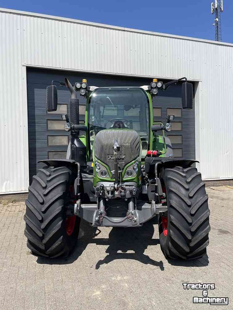 Traktoren Fendt 516 S4 Profi Plus