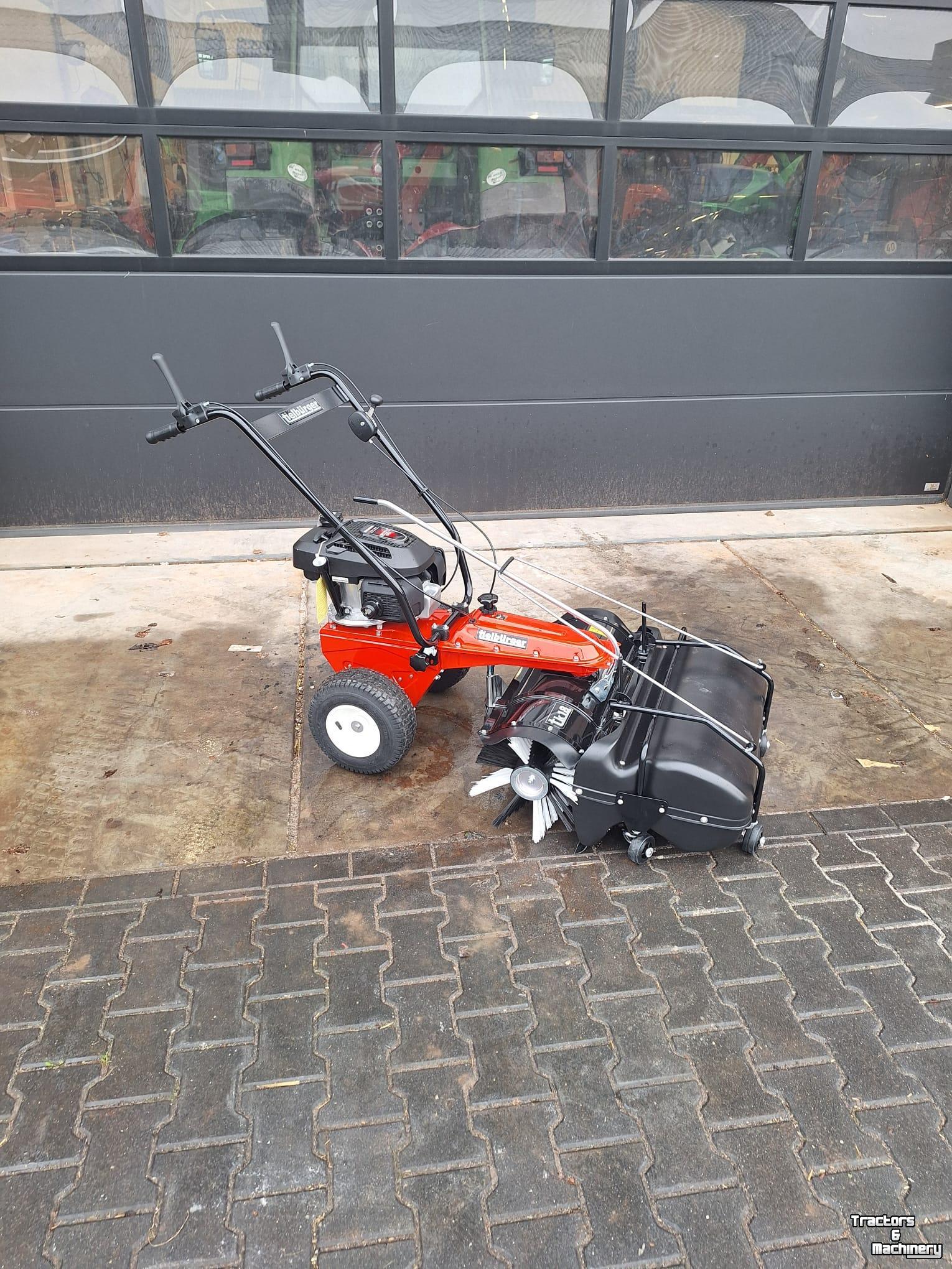Veegmachine  Tielburger veegmachine