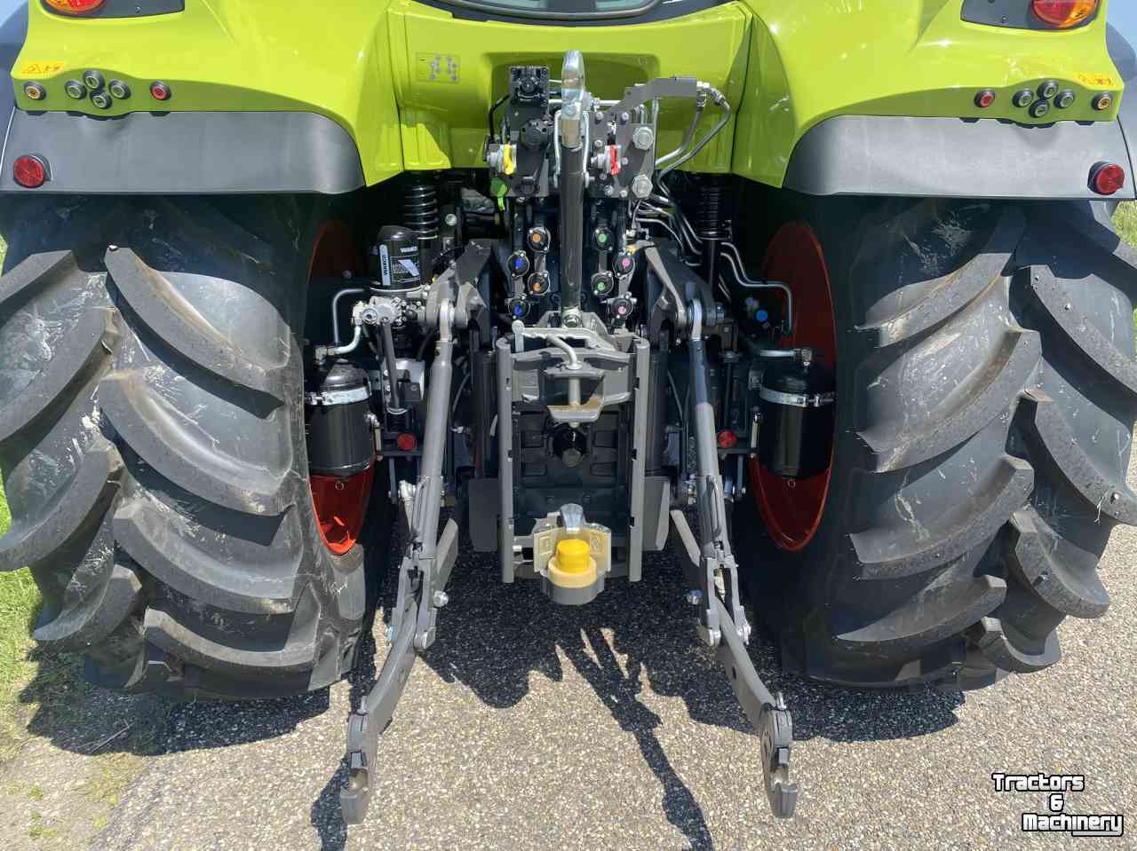 Traktoren Claas Arion 630 CIS+ FIRST CLAAS