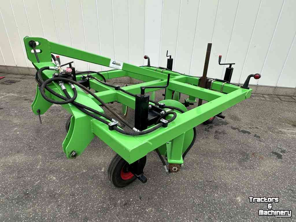 Uienrooier  Tordisc Combi West Mechanisatie schijvenrooier voor uien en rode bieten