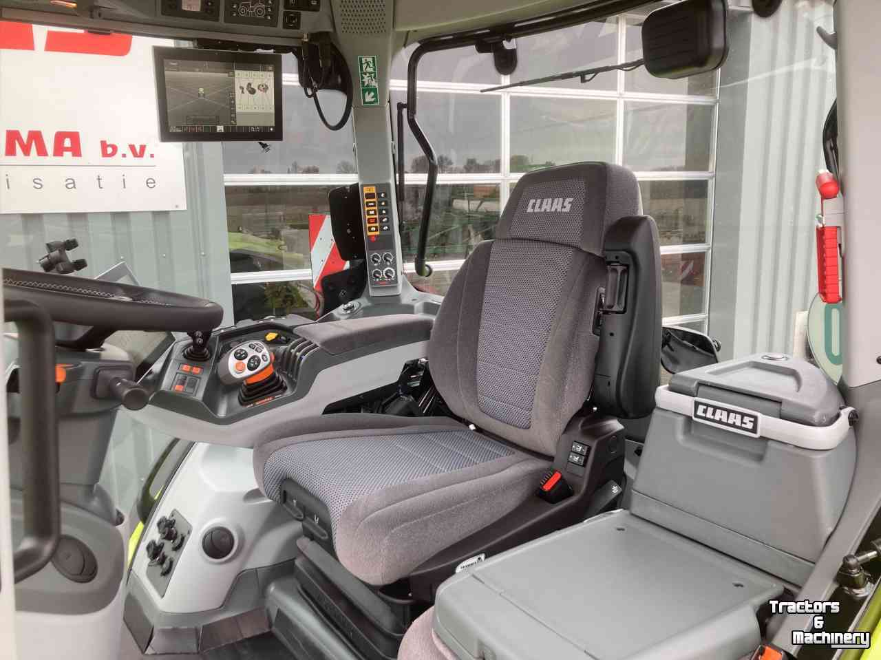 Tractor / Trekker Claas Axion 830 C-Matic First Claas