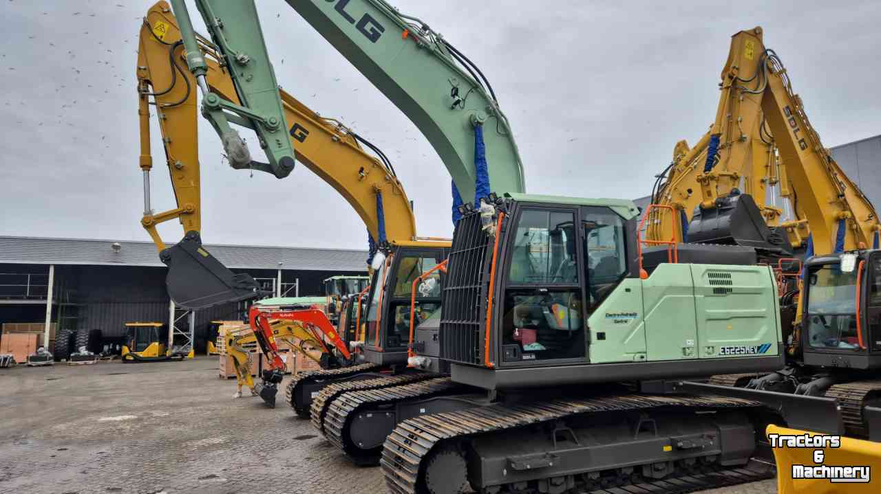 Graafmachine SDLG 6225HEV