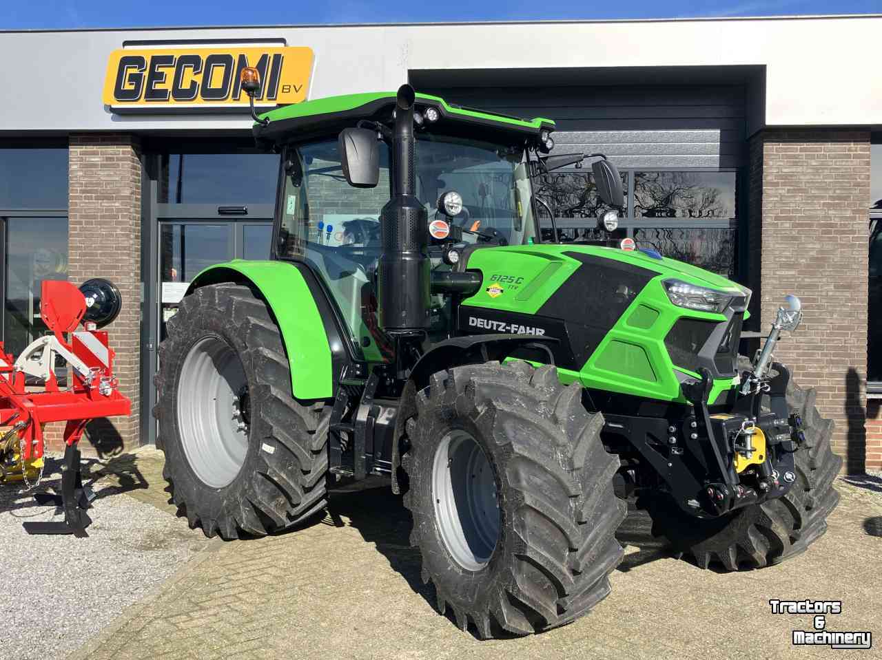 Traktoren Deutz-Fahr 6125C TTV uit voorraad leverbaar 0% financiering