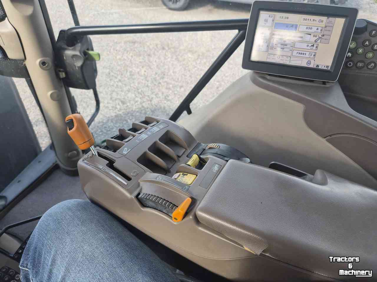 Tractor / Trekker John Deere 6115r