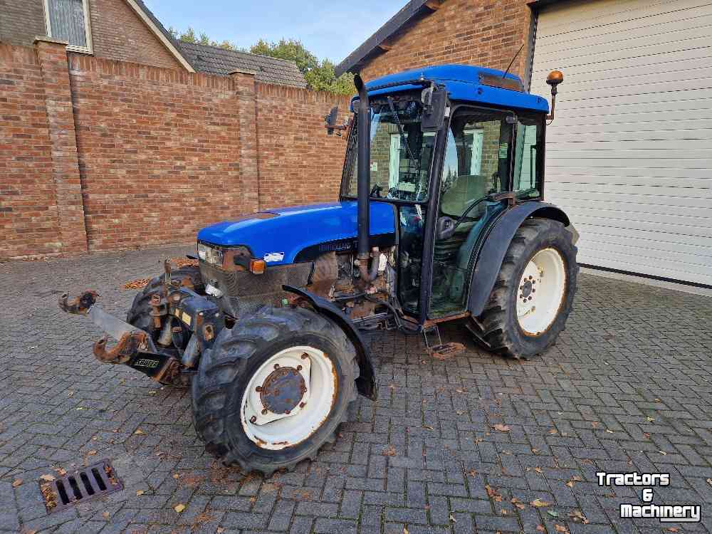 Compact tractor New Holland TN90F