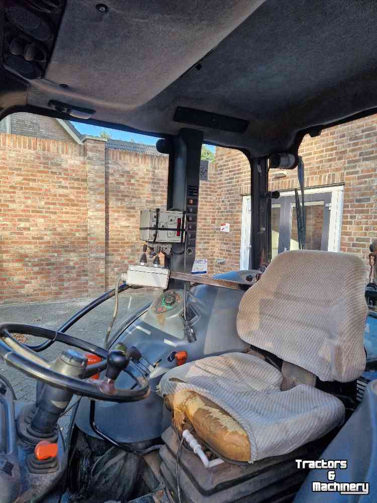Compact tractor New Holland TN90F