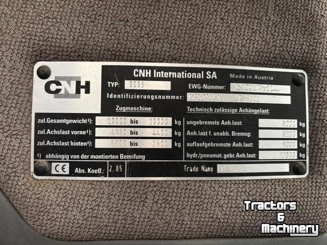 Tractor / Trekker New Holland TVT135