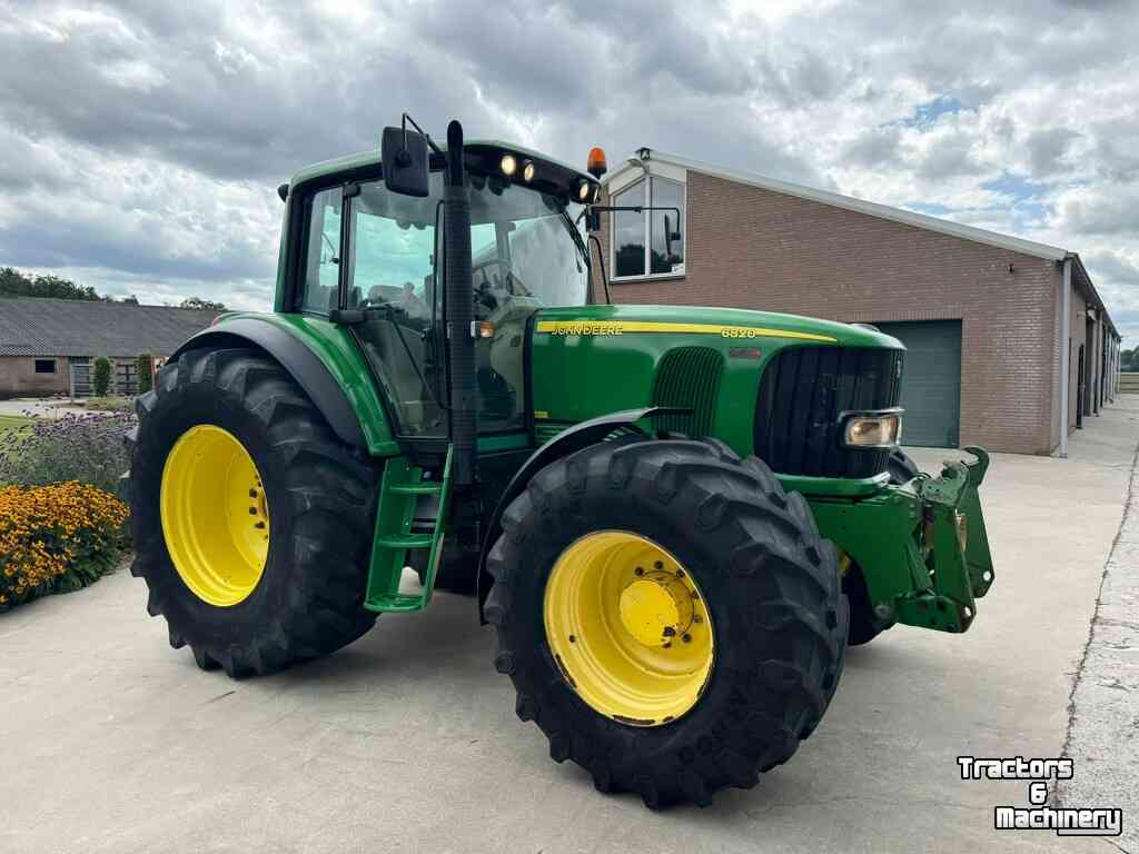 Tractor / Trekker John Deere 6820
