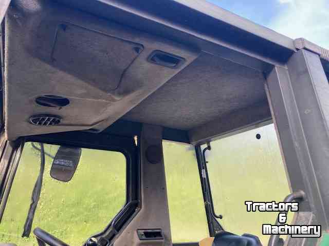 Tractor / Trekker John Deere 3300