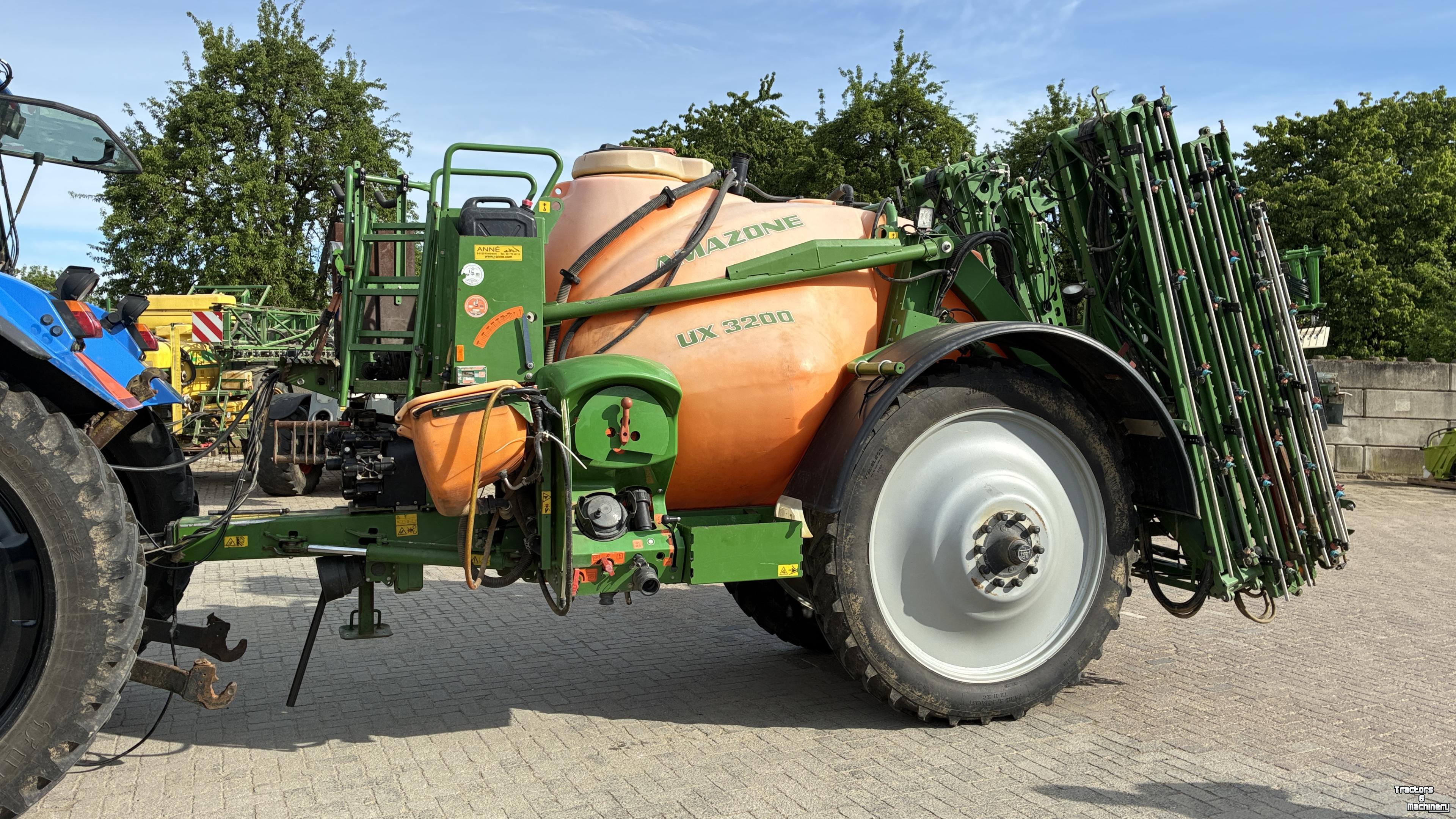 Gedragen Veldspuit Amazone UX 3200 Special