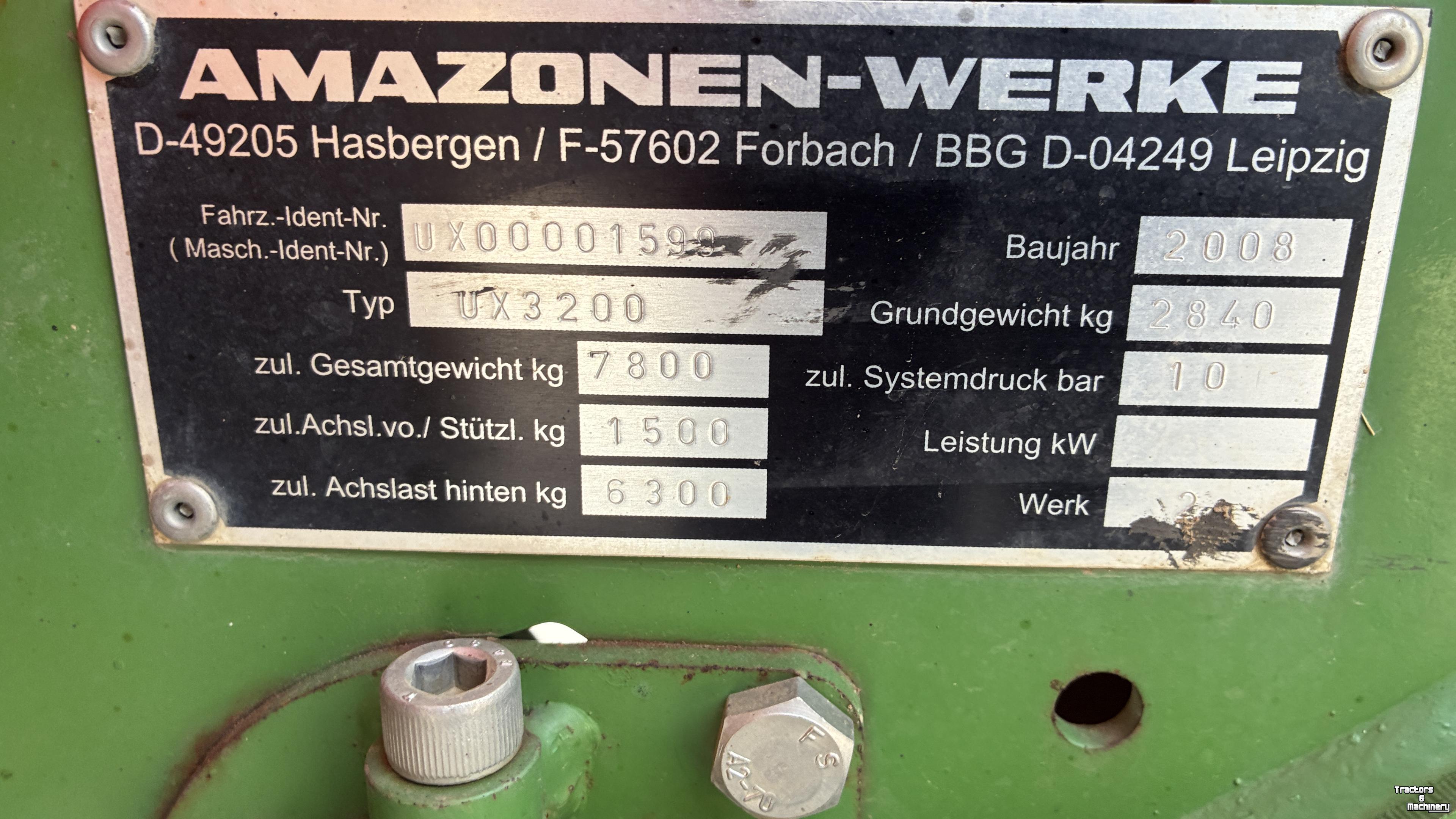 Veldspuit Amazone UX 3200 Special