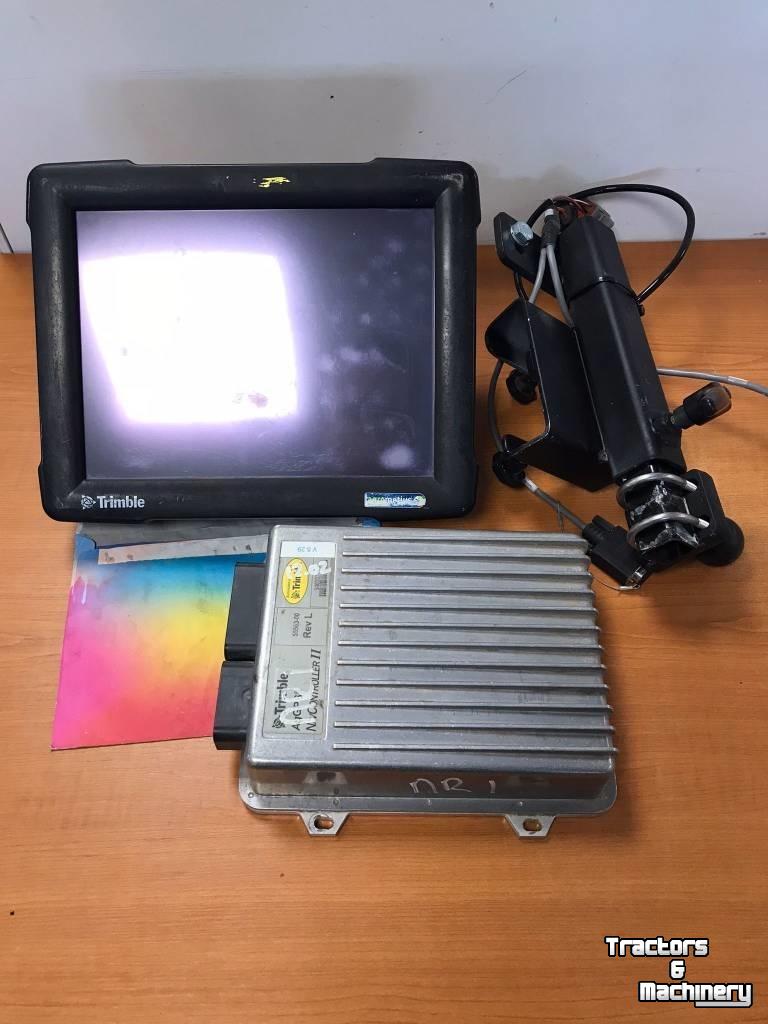 GPS besturings systemen en toebehoren Trimble FM1000 met NAV II controller en modem