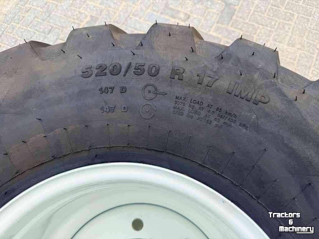 Wielen, Banden, Velgen & Afstandsringen Vredestein 520/50R17 Flotation Trac met Velg