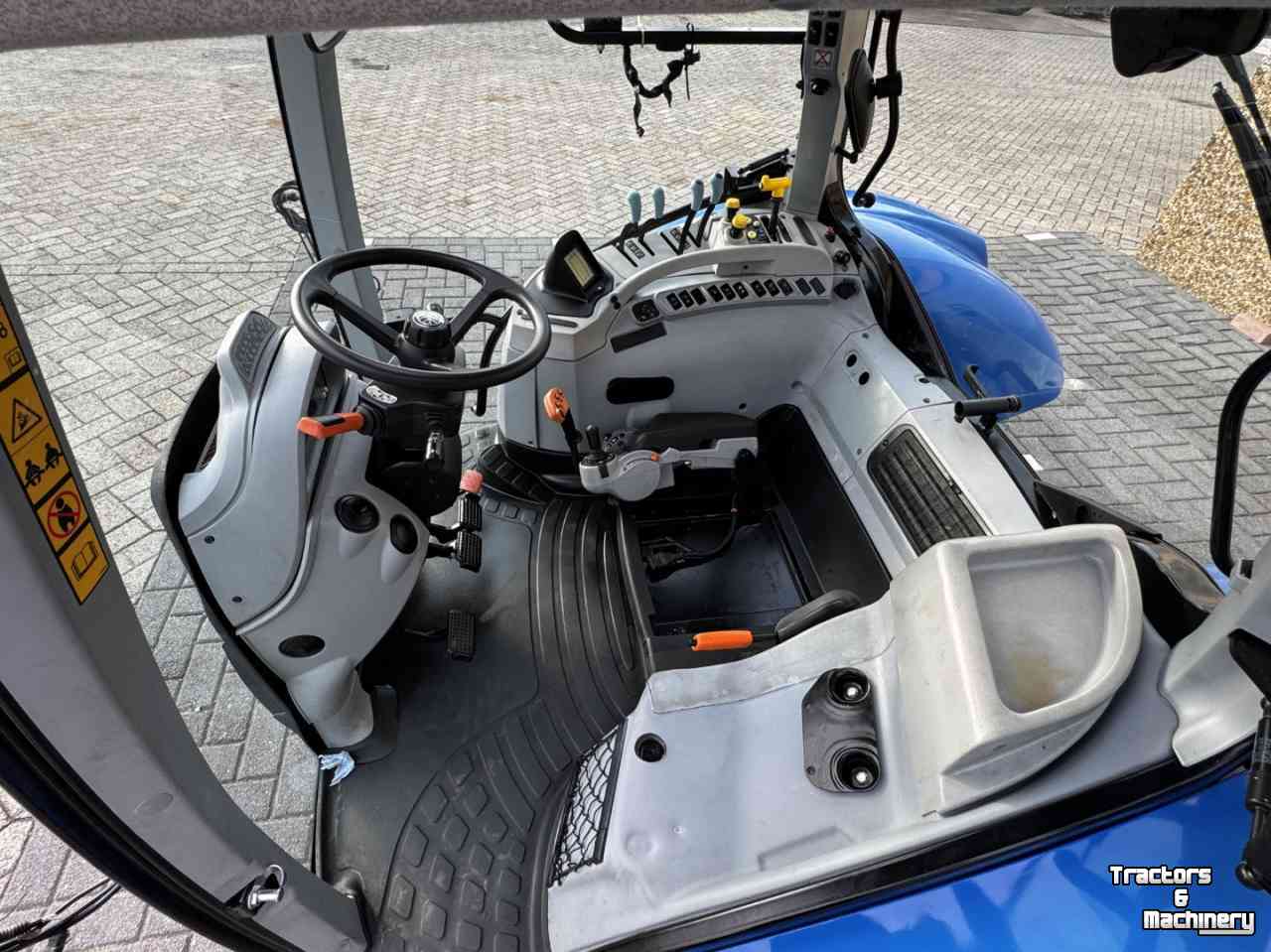 Tractor / Trekker New Holland Complete Kabine New Holland en Frame  T6.xxx T7.xxx
