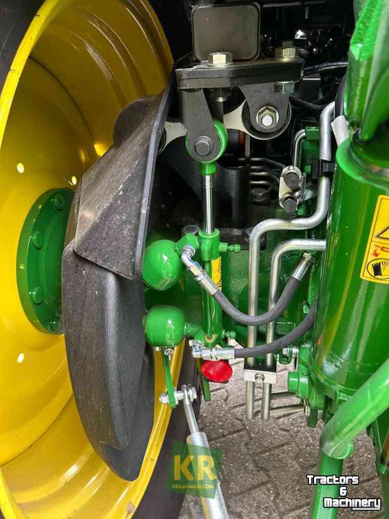 Tractor / Trekker John Deere 6R 150
