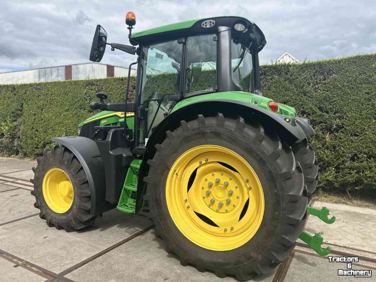 Tractor / Trekker John Deere 6M 125